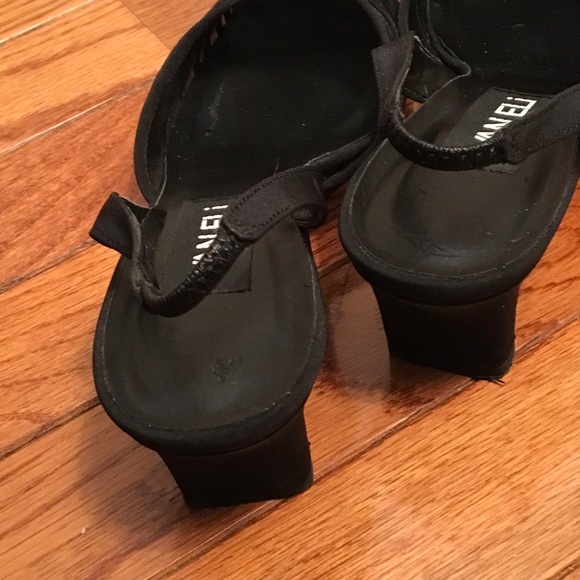 Vaneli Black Women’s 7 1/2 N - Picture 4 of 10